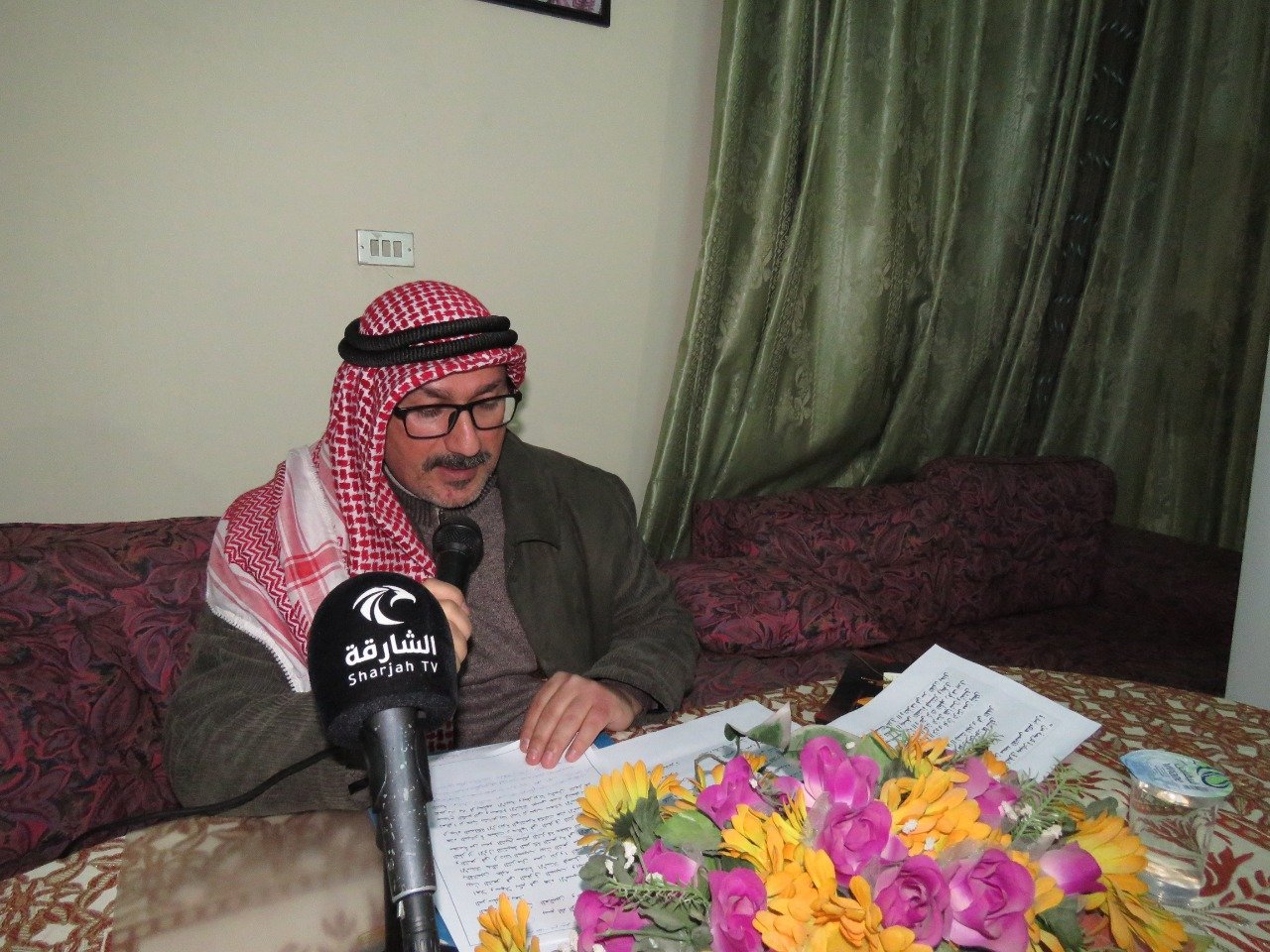 بيت الشعر المفرق يجوب المدن الأردنية ويستمر بإقامة أمسياته الشعرية