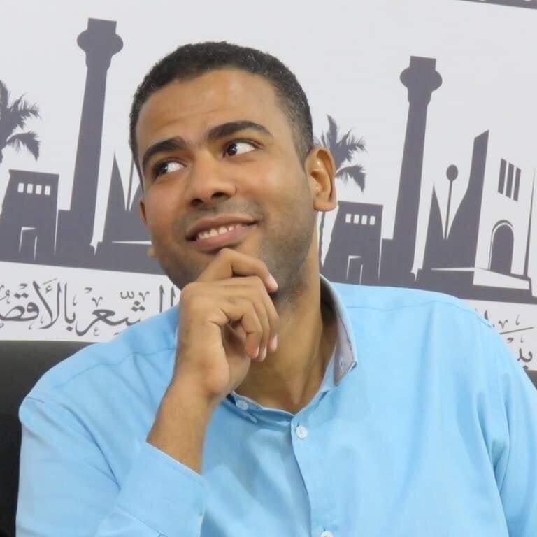 الرسالة و الرسول قراءة في ديوان أكتبُ بالدم الأسود للشاعر حسن عامر (2)