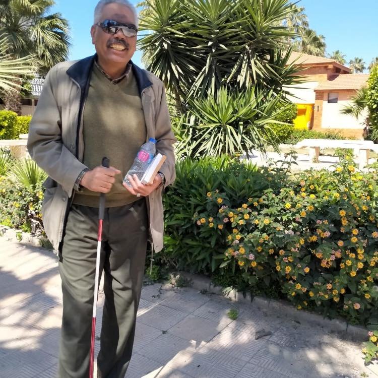 تقوقع الذات الشاعرة قراءة انطباعية فى ثلاثة دواوين شعرية (2)