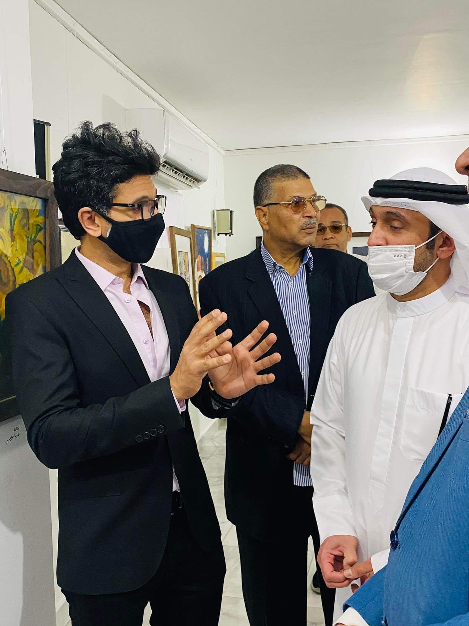 معرض فني وأمسية شعرية في ثاني أيام المهرجان